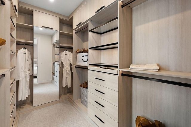 101 S Griswold Street, Northville, MI 48167