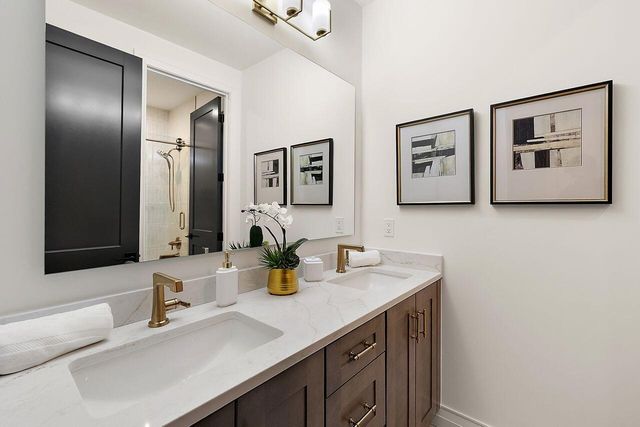 101 S Griswold Street, Northville, MI 48167