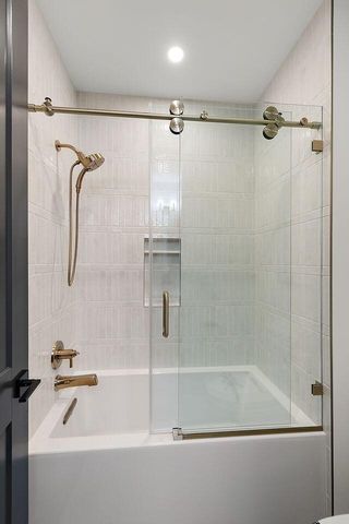 101 S Griswold Street, Northville, MI 48167