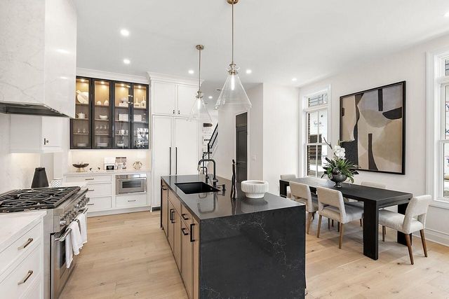 101 S Griswold Street, Northville, MI 48167