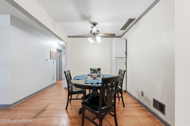 244 Dennis Dr, Shepherdsville, KY 40165
