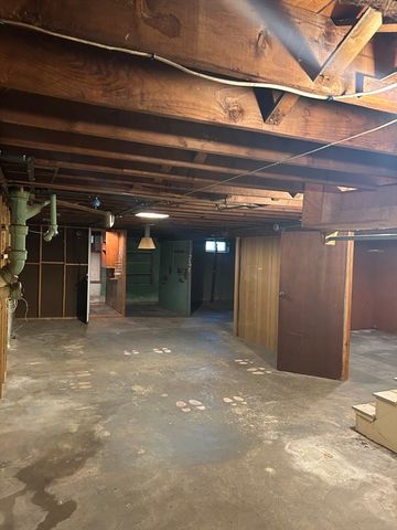 18 Daly Dr, Stoughton, MA 02072