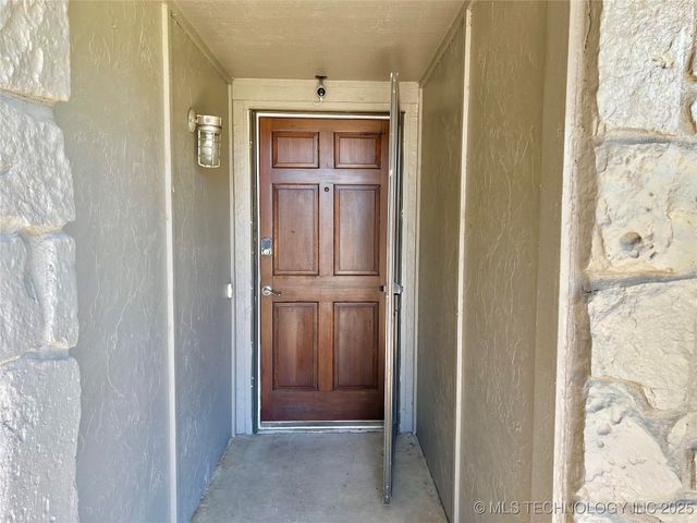 1715 N Butternut Court, Broken Arrow, OK 74012