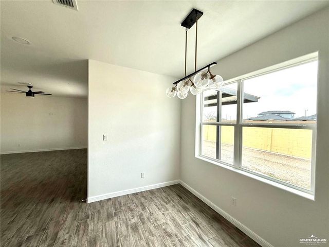 5401 N Crown Point, Pharr, TX 78577