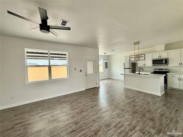 5401 N Crown Point, Pharr, TX 78577