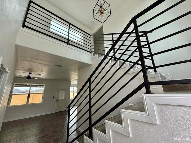 5401 N Crown Point, Pharr, TX 78577