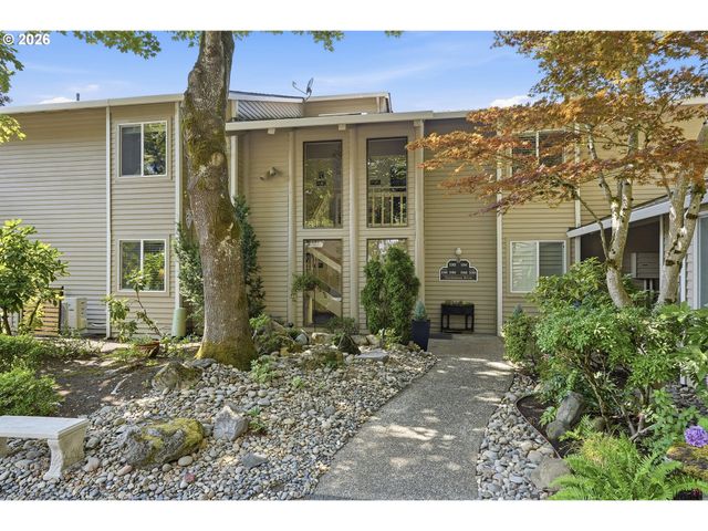 31955 Sw CHARBONNEAU Dr, Wilsonville, OR 97070