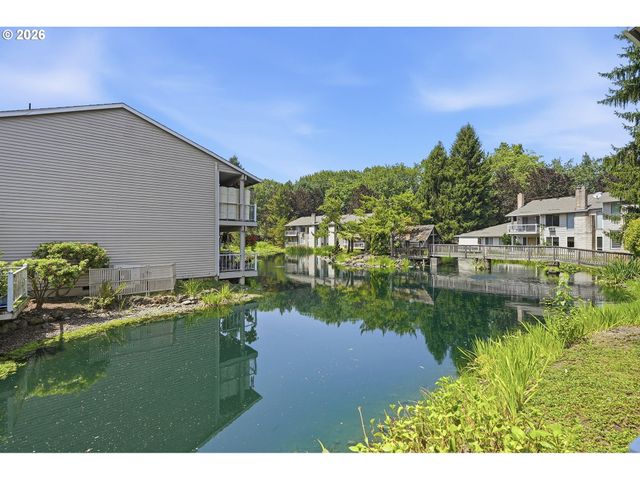 31955 Sw CHARBONNEAU Dr, Wilsonville, OR 97070