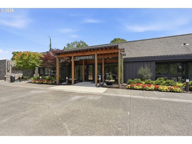 31955 Sw CHARBONNEAU Dr, Wilsonville, OR 97070