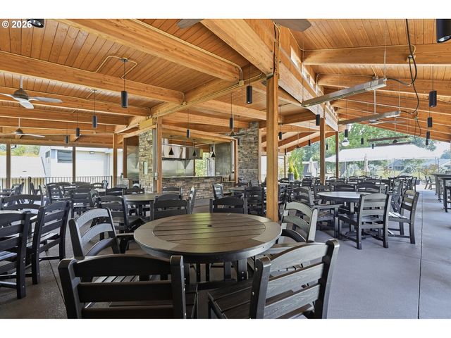 31955 Sw CHARBONNEAU Dr, Wilsonville, OR 97070