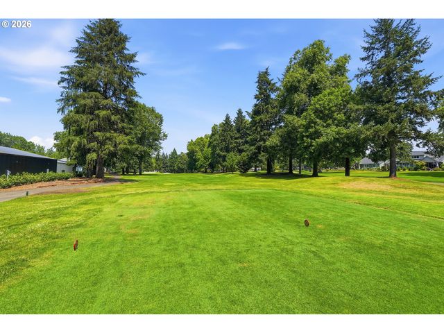31955 Sw CHARBONNEAU Dr, Wilsonville, OR 97070