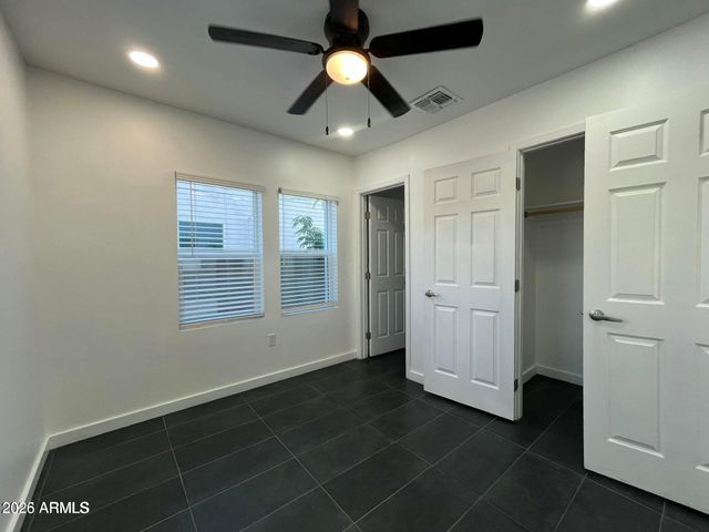 4130 N LONGVIEW Avenue, Phoenix, AZ 85014