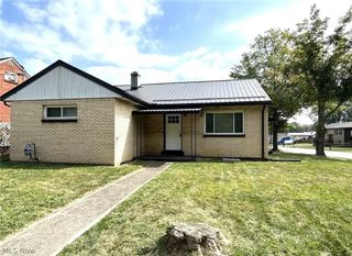 424 Lee Road, Follansbee, WV 26037