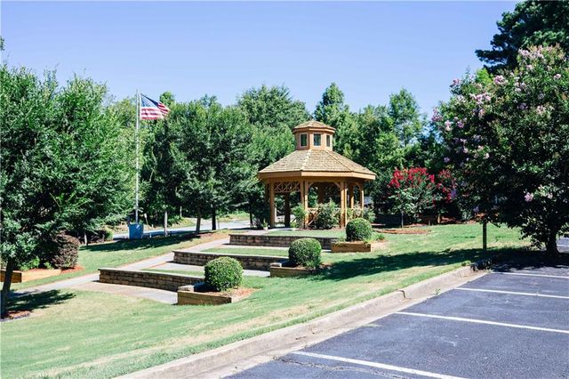 692 Secret Garden Lane, Dacula, GA 30019