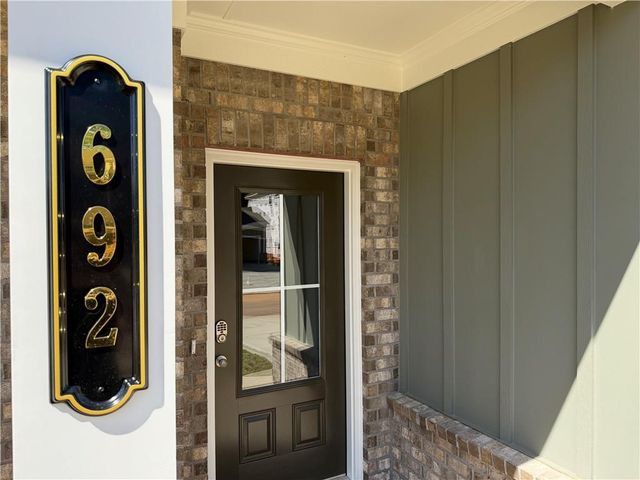 692 Secret Garden Lane, Dacula, GA 30019