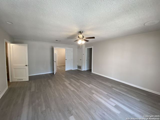 134 Cantrell, San Antonio, TX 78221