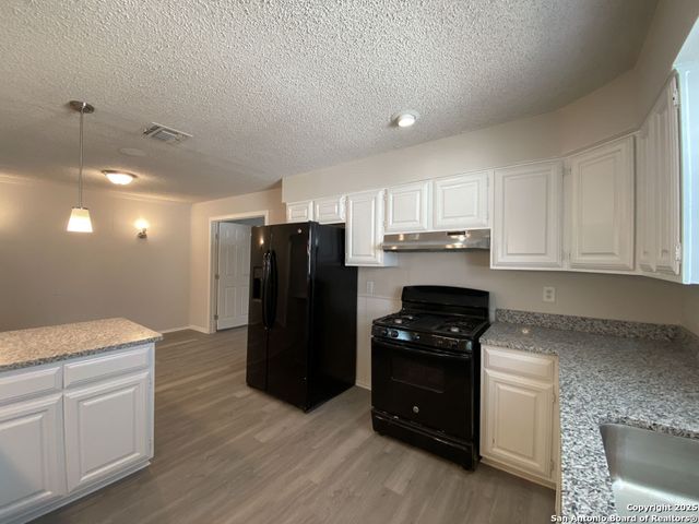 134 Cantrell, San Antonio, TX 78221