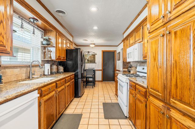 1025 Santa Fe Trail, Canyon, TX 79015