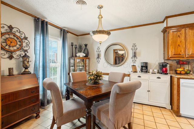 1025 Santa Fe Trail, Canyon, TX 79015