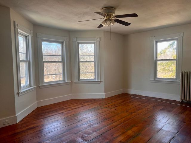 21 Elliott St 2, Westminster, MA 01473
