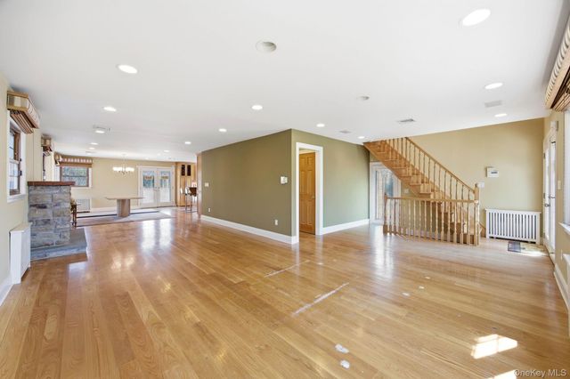 98-19 160th Avenue, Howard Beach, NY 11414