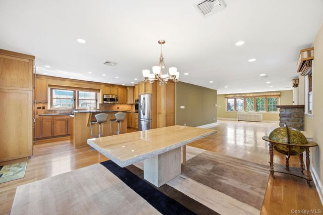 98-19 160th Avenue, Howard Beach, NY 11414