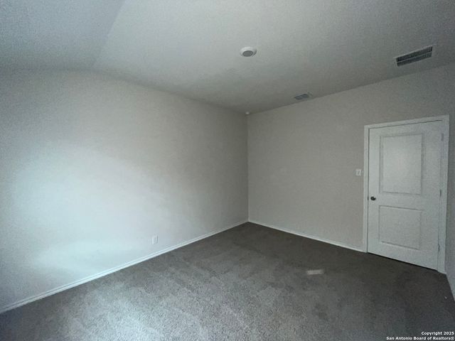 324 Middle Green Loop, Floresville, TX 78114
