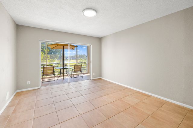 4500 Gefion Court 302, Lake Worth, FL 33467