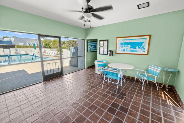 4500 Gefion Court 302, Lake Worth, FL 33467