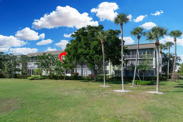 4500 Gefion Court 302, Lake Worth, FL 33467