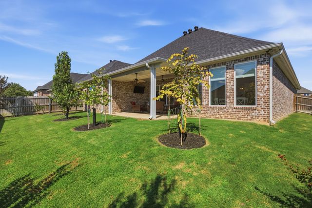 7271 Rolling Acres Place, Tyler, TX 75707