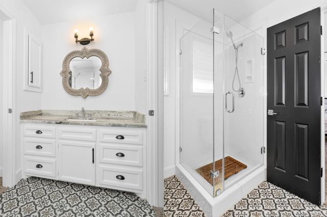 111 Edgewood Drive, Montgomery, TX 77356