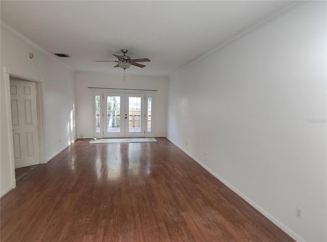 2512 W TEXAS AVENUE C, Tampa, FL 33629