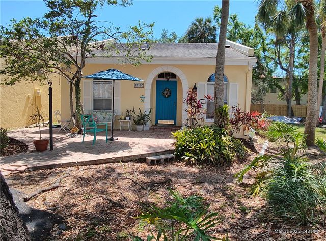 2512 W TEXAS AVENUE C, Tampa, FL 33629