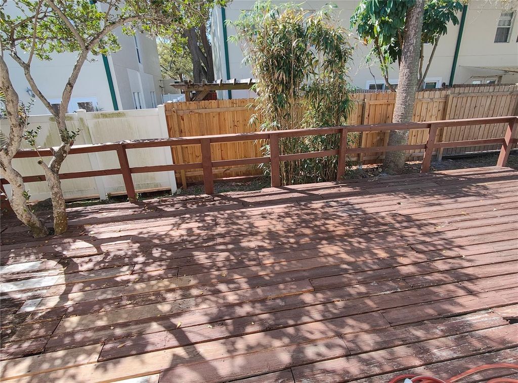 Image 38 of property listing at 2512 W TEXAS AVENUE C, Tampa, FL 33629