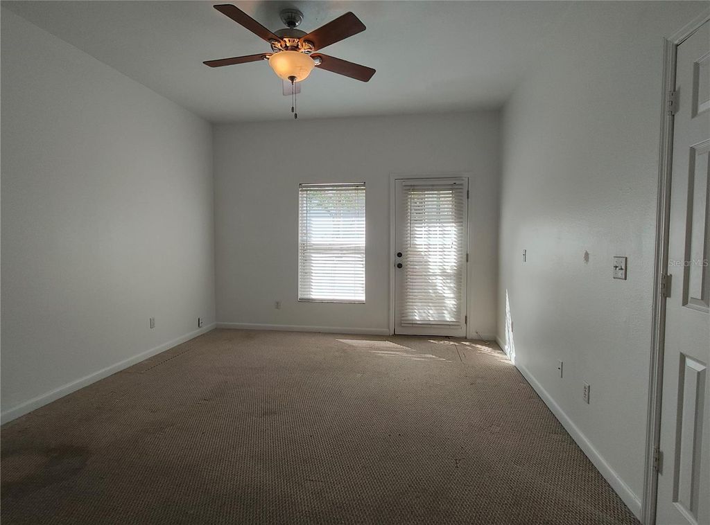 Image 44 of property listing at 2512 W TEXAS AVENUE C, Tampa, FL 33629