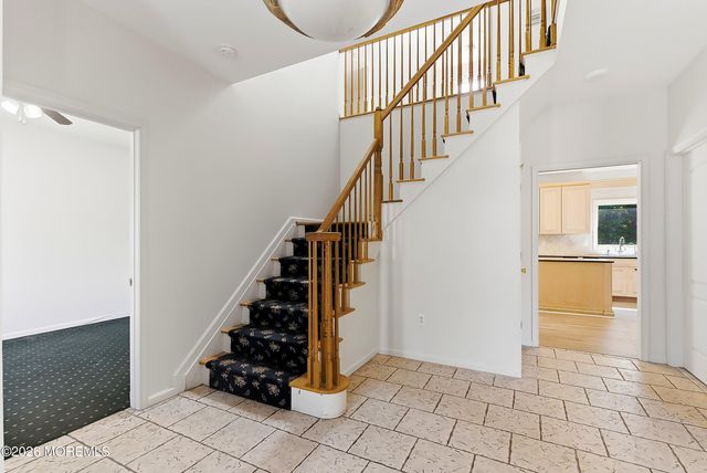 402 Twin Oaks Drive, Lakewood, NJ 08701
