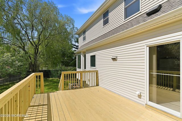 402 Twin Oaks Drive, Lakewood, NJ 08701
