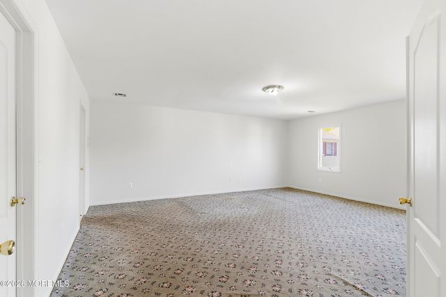 402 Twin Oaks Drive, Lakewood, NJ 08701