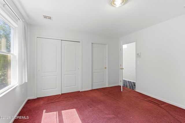 402 Twin Oaks Drive, Lakewood, NJ 08701
