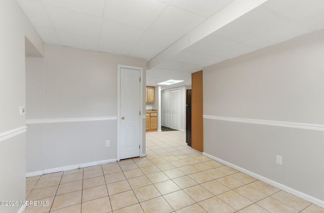 402 Twin Oaks Drive, Lakewood, NJ 08701