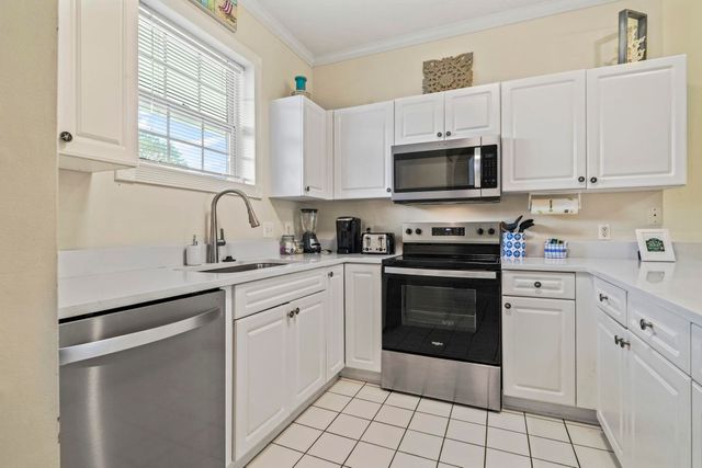 4647 Wild Iris Dr Apt 303, Myrtle Beach, SC 29577
