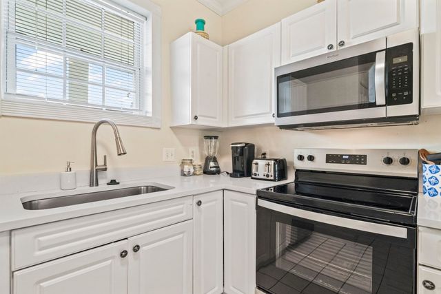 4647 Wild Iris Dr Apt 303, Myrtle Beach, SC 29577