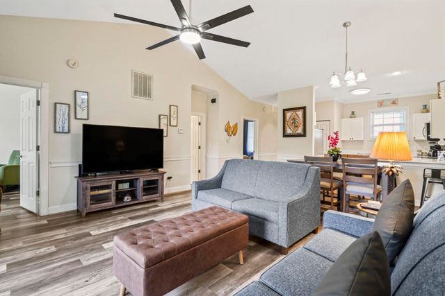 4647 Wild Iris Dr Apt 303, Myrtle Beach, SC 29577