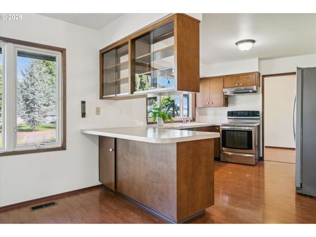 35560 Sw FOREST HILLS St, Cornelius, OR 97113