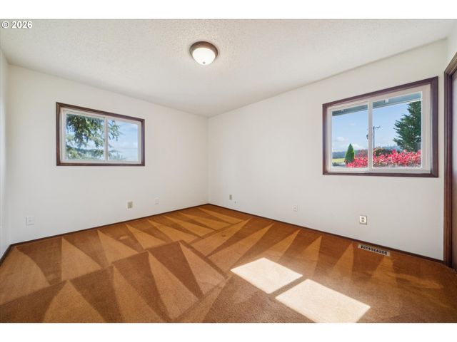 35560 Sw FOREST HILLS St, Cornelius, OR 97113