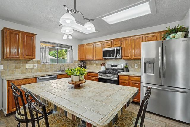 2917 Sugar Wood Drive, League City, TX 77573
