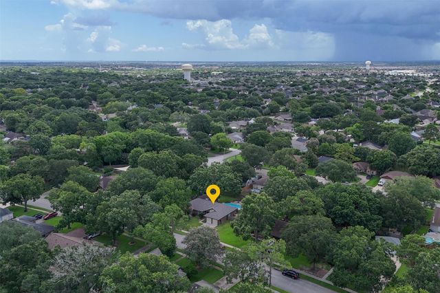 2917 Sugar Wood Drive, League City, TX 77573