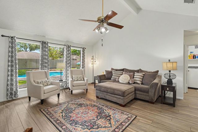2917 Sugar Wood Drive, League City, TX 77573