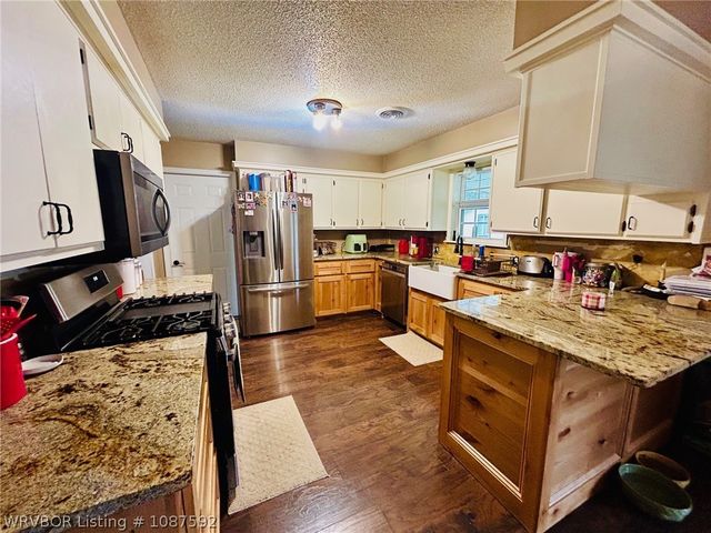 418 Mcgee Drive, Sallisaw, OK 74955